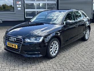 uszkodzony samochody osobowe Audi A3 Sportback 1.4 TFSI Attraction Pro Line G-tron CNG 2014/10