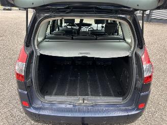 Renault Grand-scenic 2.0-16V Tech Line picture 13