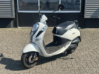 škoda koloběžky Sym  Mio 50 2016/9