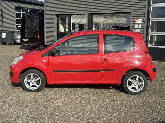 Renault Twingo 1.2 Authentique picture 2
