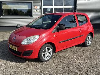 Schadeauto Renault Twingo 1.2 Authentique 2008/5