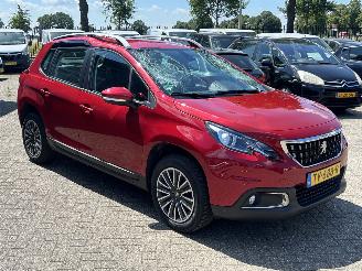 Peugeot 2008 1.2 PureTech Blue Lion picture 7