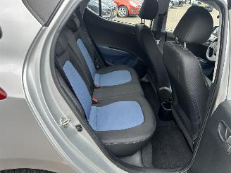 Hyundai I-10 1.0i i-Motion Comfort picture 12