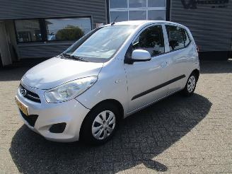 Schadeauto Hyundai I-10 1.1 I-Drive cool 2012/8