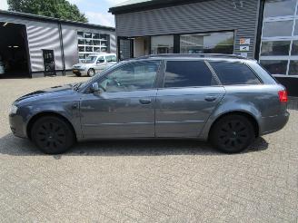 Audi A4 Avant 2.5 TDI Pro-line Business picture 2