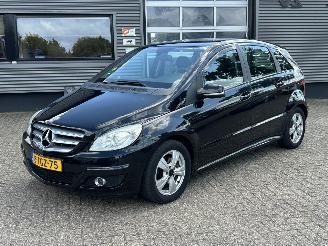 damaged passenger cars Mercedes B-klasse 180 CDI Business Class Automaat 2010/2