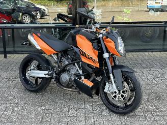 Vaurioauto  motor cycles KTM 990 Super Duke  2007/7