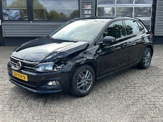 damaged passenger cars Volkswagen Polo 1.0 TSI Comfortline Business 2019/8