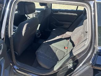 Volkswagen Passat Variant 1.6 TDI Highline picture 11