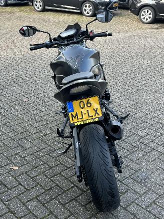 Suzuki  GSX S750ZA picture 4