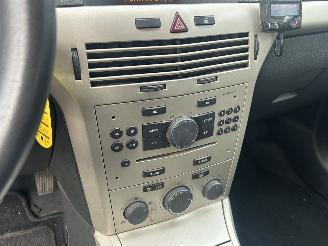 Opel Astra 1.4 Temptation picture 21