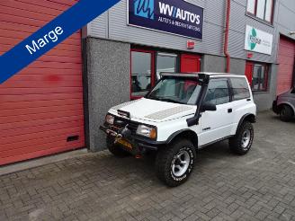 Gebrauchtwagen PKW Suzuki Vitara 1.6 JX Metal Top fun 4 x 4 verhoogd lier snorkel 1999/2