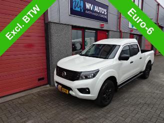 skadebil bedrijf Nissan Navara NISSAN 2.3 190 pk 5 zitter automaat 2022/3