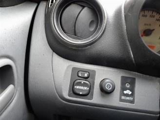 Toyota Rav-4 2.0 D-4D Linea Luna van / lkw airco picture 18