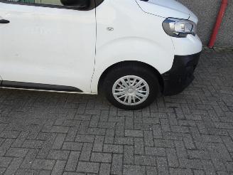 Peugeot Expert 231S 2.0 BlueHDI 120 Premium 3 zits airco picture 19