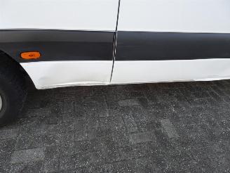Mercedes Sprinter 314 2.2 CDI L2H2 3 zitter picture 15