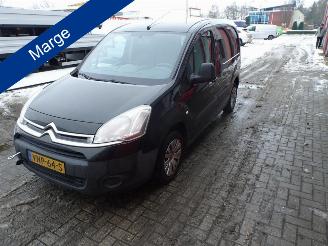 skadebil bedrijf Citroën Berlingo 1.6 e-HDI 700 Club Economy 3 zits airco automaat marge !!!!!!!! 2014/10