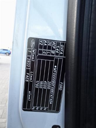 Ford Transit 300S 2.2 TDCI SHD 3 zits airco picture 19