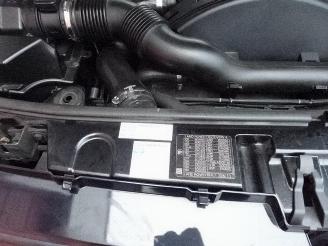 Landrover Discovery 3.0 SDV6 HSE automaat van / grijskenteken 2 x pano dak picture 45