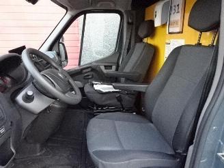 Renault Master T35 2.3 dCi L3H2 Energy koffer airco automaat luchtvering picture 13