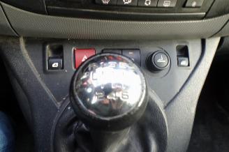 Citroën Berlingo 1.6 BlueHDI 120 Club S&S 3 zits navi clima picture 20