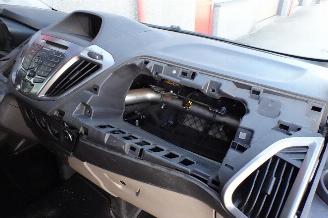 Ford Transit Custom 290 2.2 TDCI L2H1 Trend DC 6 zitter airco picture 8