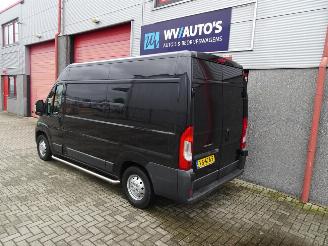 Peugeot Boxer 330 2.2 HDI L2H2 XR 3 zits airco picture 2