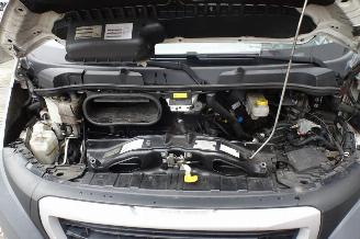Peugeot Boxer 435 2.0 BlueHDI L3H3 Pro DIEFSTAL SCHADE picture 7