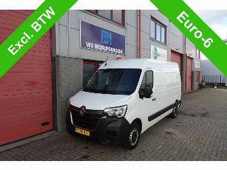 skadebil bedrijf Renault Master T35 2.3 dCi 135 L2H2 Comfort 27635 km !!!!!! 2024/9