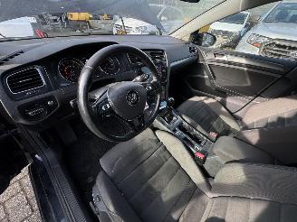 Volkswagen Golf  picture 10