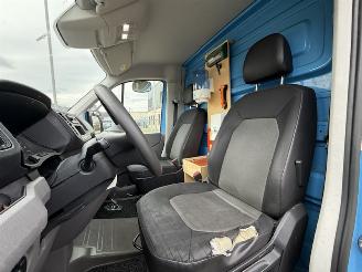 Volkswagen Crafter  picture 9