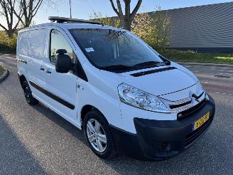 krockskadad bil bedrijf Citroën Jumpy  2016/12