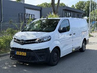 skadebil auto Toyota ProAce  2021/3
