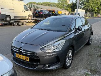 Vaurioauto  passenger cars Citroën DS5  2013/3