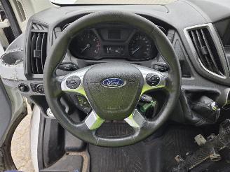 Ford Transit  picture 7