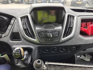 Ford Transit  picture 13