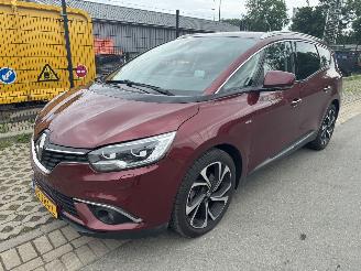 Schadeauto Renault Grand-scenic  2017/6