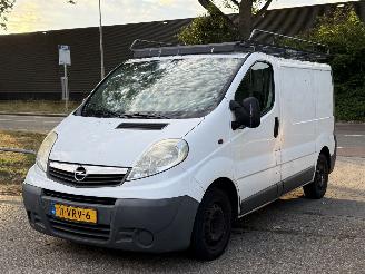 Auto incidentate Opel Vivaro  2008/6