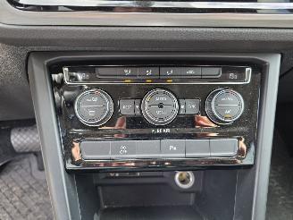 Volkswagen Touran  picture 13