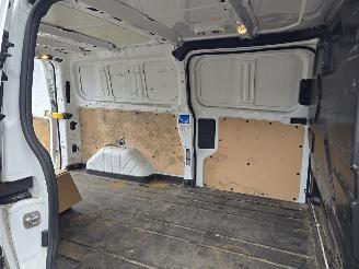 Ford Transit Custom Lang 2.0 TDCi 96 KW picture 15