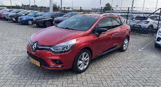 Schadeauto Renault Clio  2017/7