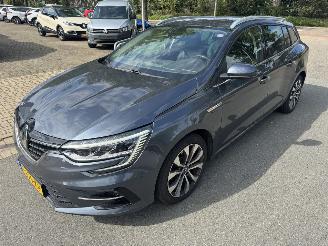 Schadeauto Renault   2021/6