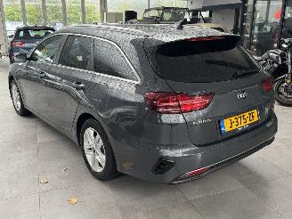 Kia Ceed  picture 4