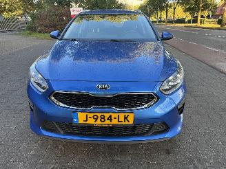 Kia Ceed  picture 2