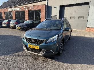 Coche accidentado Peugeot 2008 1.2 PureTech Allure  SUV 5-dr. 2016/12