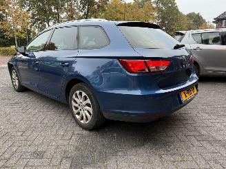 uszkodzony samochody osobowe Seat Leon 1.4 EcoTSI  AUTOMAAT 2015/10