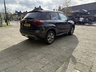 Suzuki Vitara 1.4 Boosterjet Select Smart Hybrid picture 34