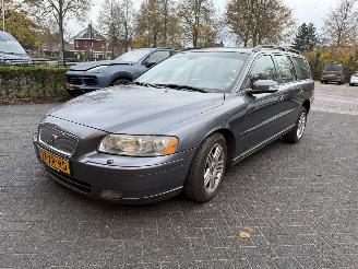  Volvo V-70 2.4 Edition Classic  AUTOMAAT (Stationwagen 5-dr.) 2007/9