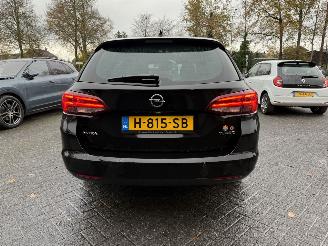 Opel Astra 1.4 Innovation picture 4