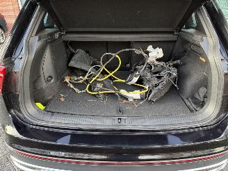 Volkswagen Tiguan 1.4 TSI eHybrid R-Line Business+ picture 19